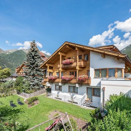 Residence Tauber Valles Bagian luar foto