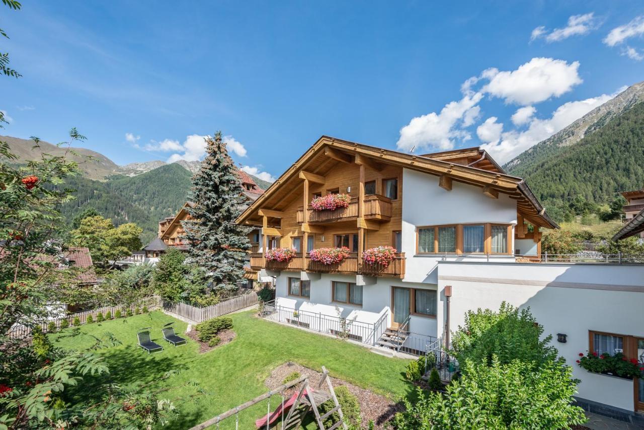 Residence Tauber Valles Bagian luar foto
