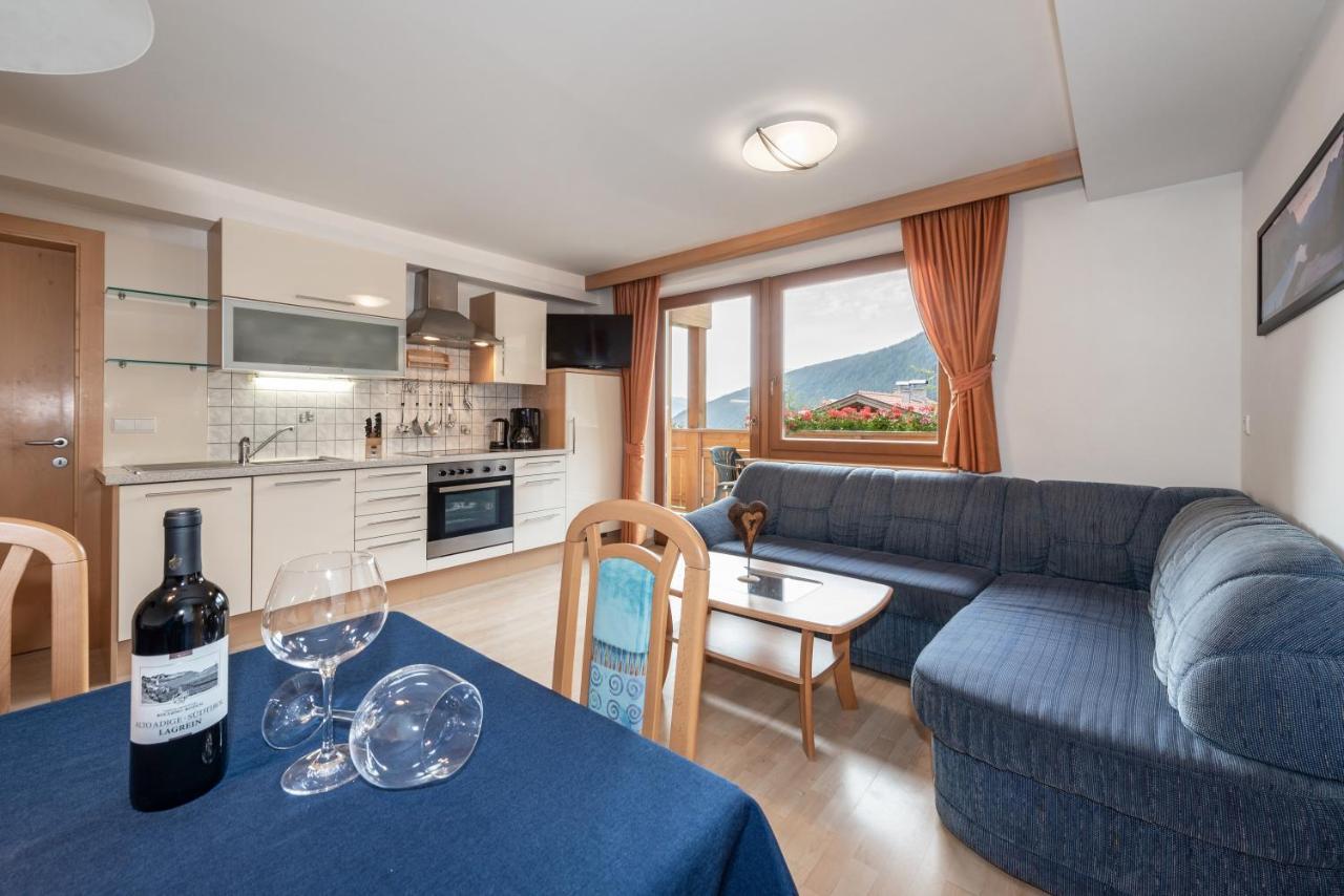 Residence Tauber Valles Bagian luar foto